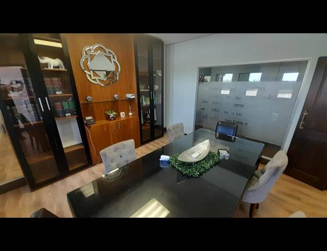 OFFICE FOR SALE IN SILVER LAKES